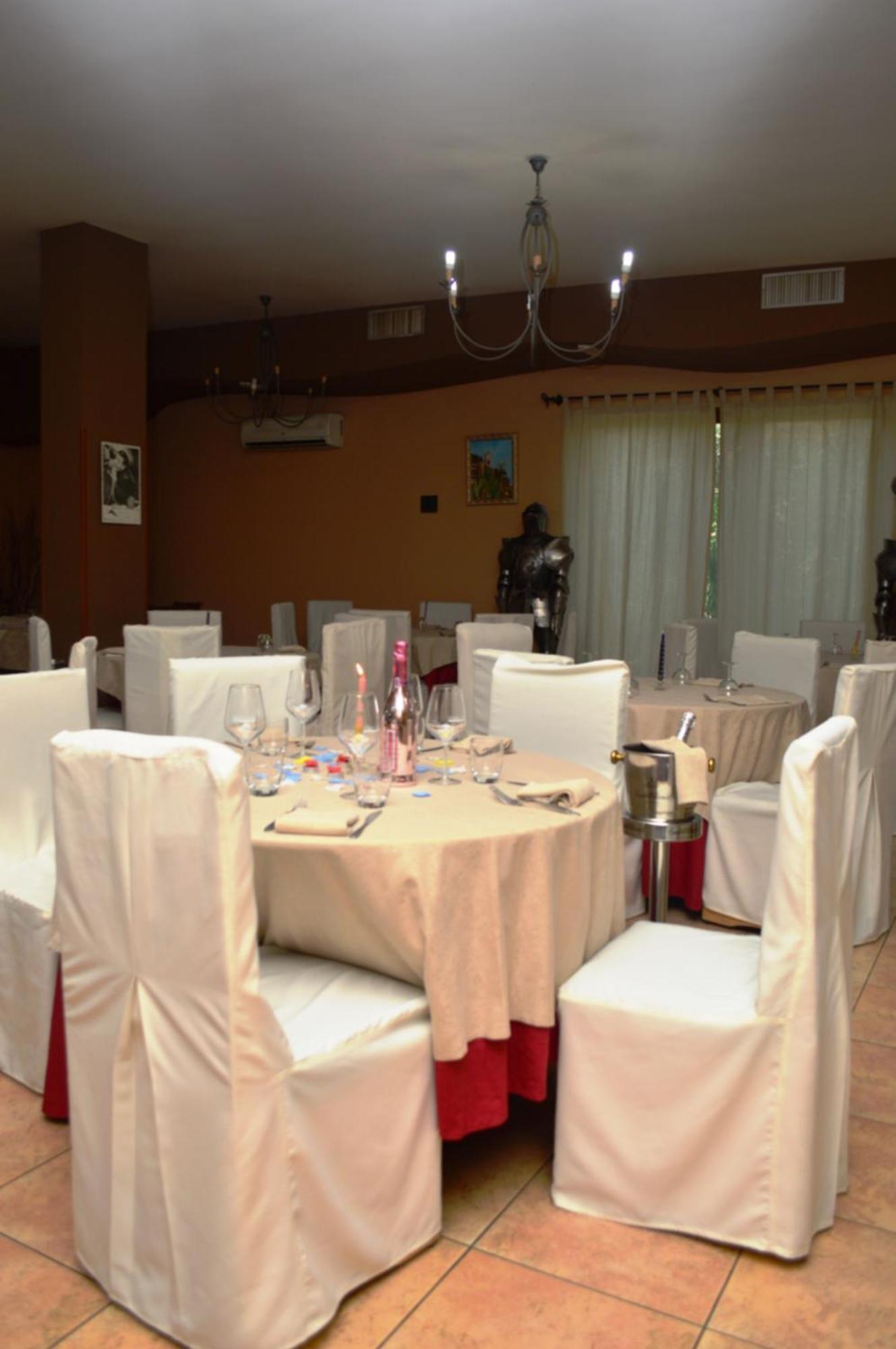 Hotel Il Cavaliere Сарно Экстерьер фото