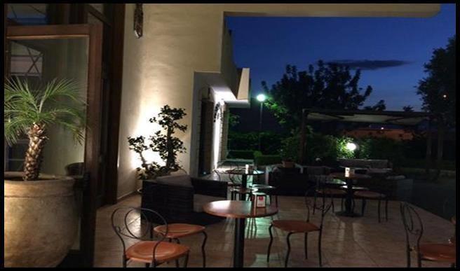 Hotel Il Cavaliere Сарно Экстерьер фото
