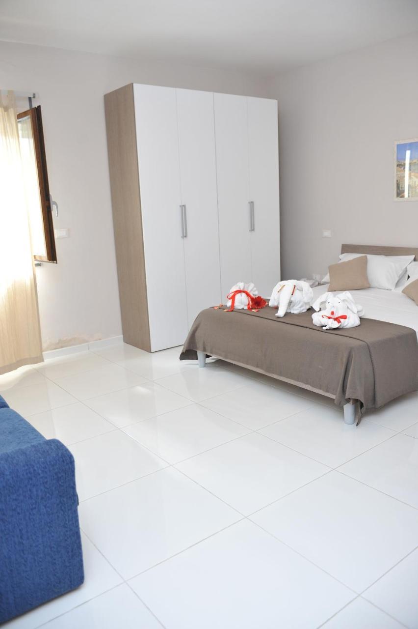 Hotel Il Cavaliere Сарно Экстерьер фото